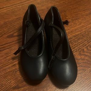 Girl Tap Shoes 2.5
